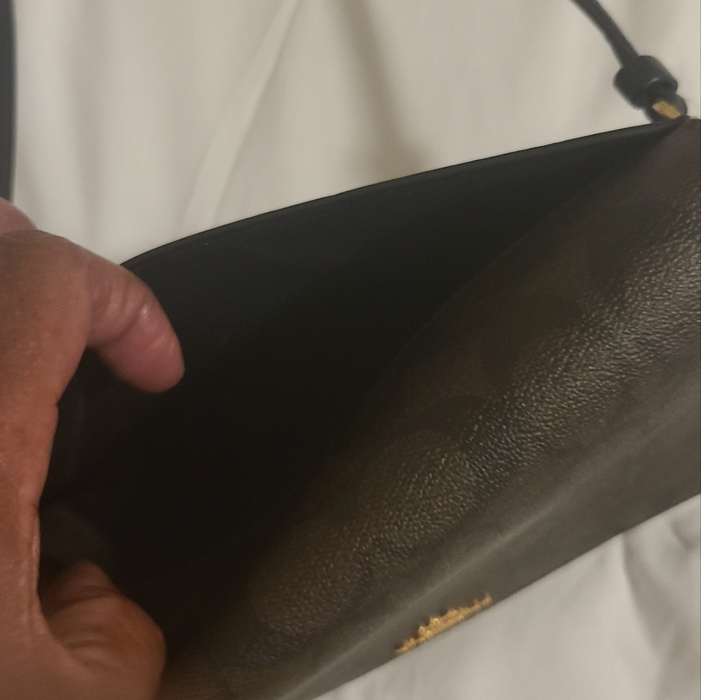 Cross body purse